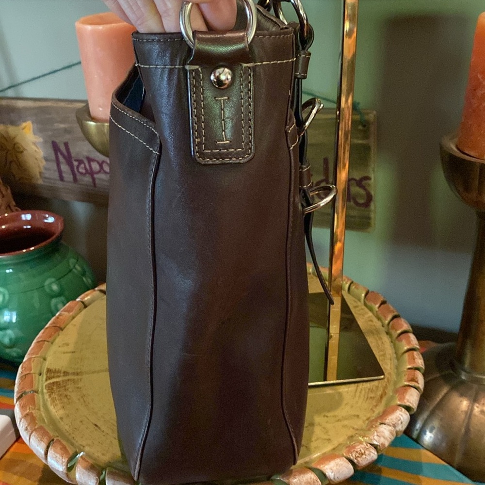 Coach Brown Leather Top Handle Turnlock Pocket Zipper Satchel Shoulder Bag - Picture 5 of 16